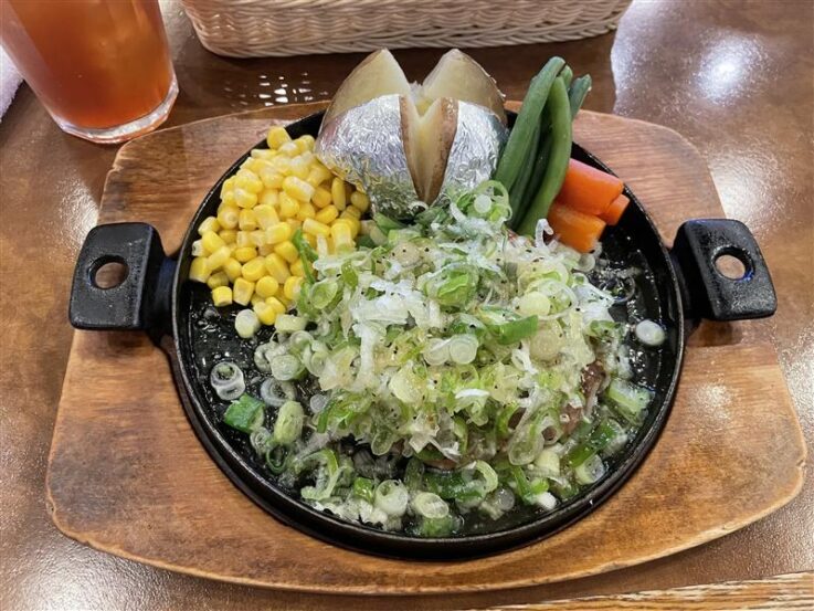 北柏の洋菜亭のハンバーグ画像
